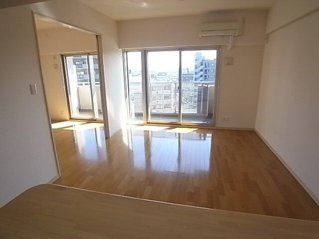 エスペランサⅡの居間・リビング