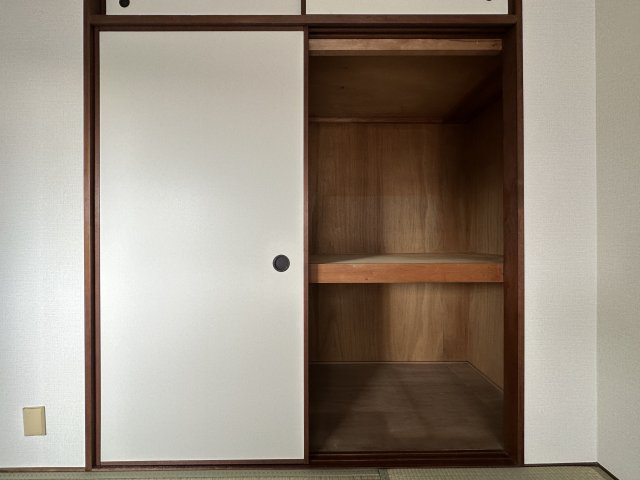 ガーデンビラ舞子1号棟の収納