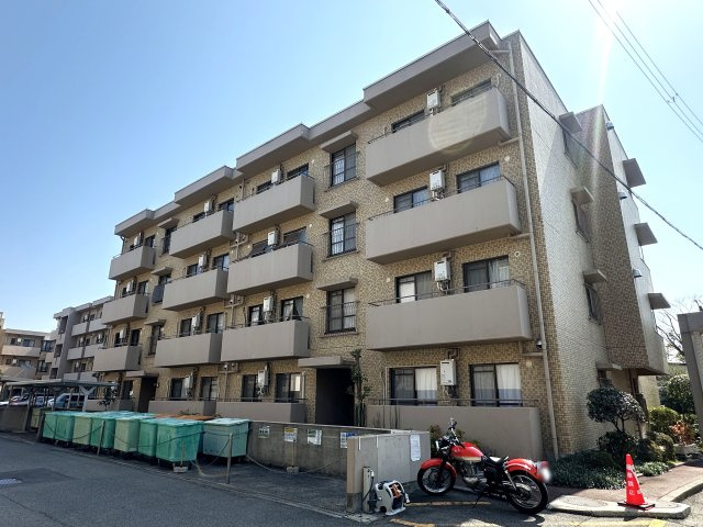 ガーデンビラ舞子1号棟の外観