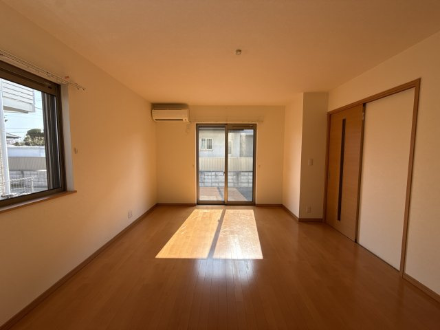 フォレスト中島の居間・リビング