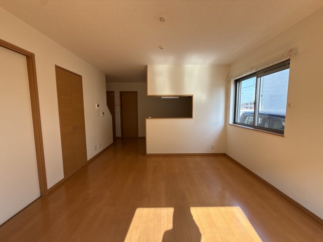 フォレスト中島の居間・リビング