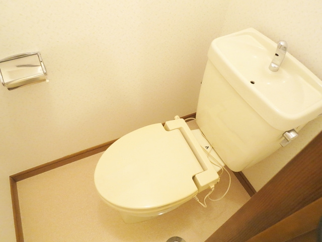 市川コーポ３のトイレ