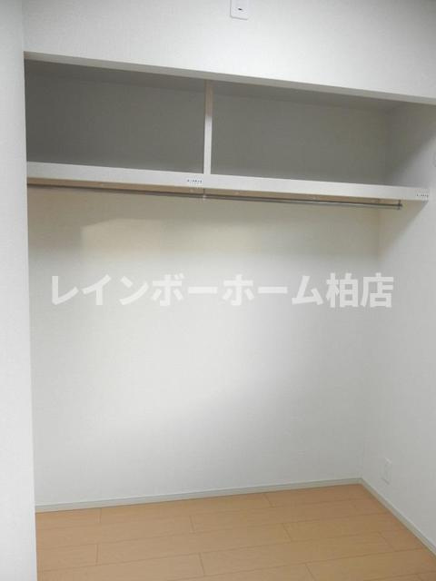 【非対面対応】接客・申込・契約オンライン！LINE×相談可！の収納|オープンクローゼットです