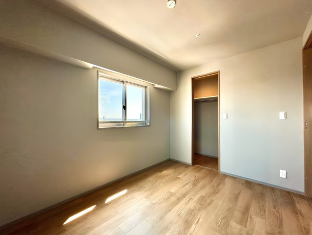 プラセシオン千種自由ヶ丘の洋室