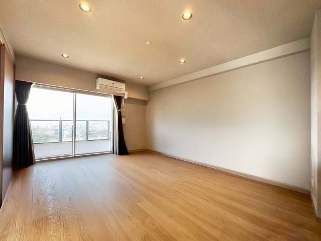 プラセシオン千種自由ヶ丘の居間・リビング