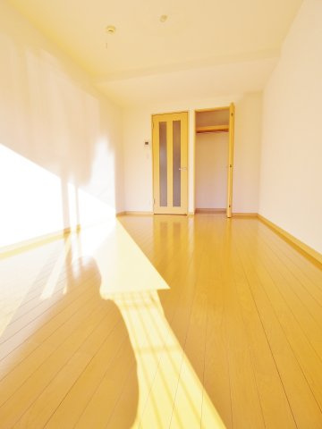 コンフォートベルハウスＢ棟の寝室|※同仕様写真