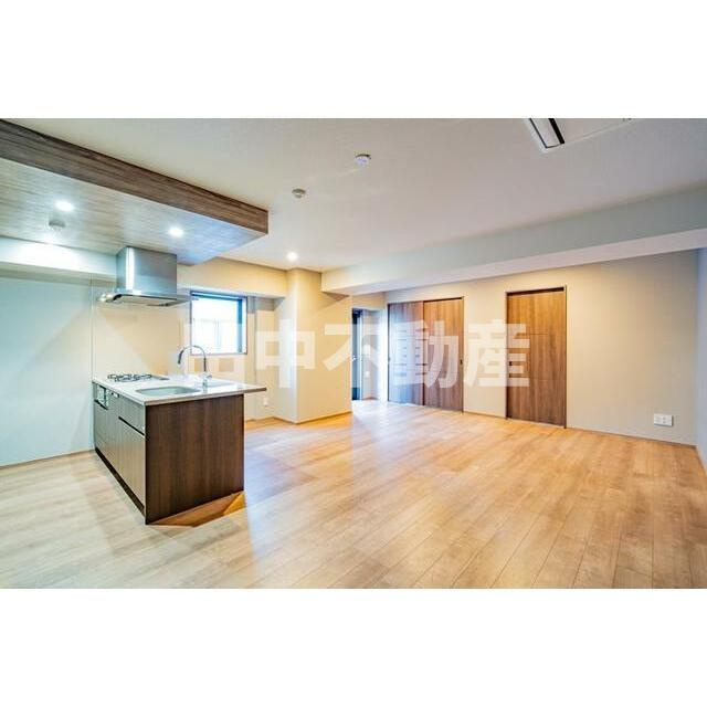 オーパスレジデンス南青山の居間・リビング