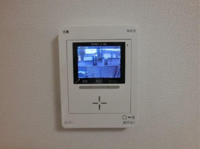 【セキュリティ】 | リベルテ | モニター付きインターホンで防犯面も安心です！