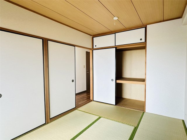 手柄アートスカイハイツの和室