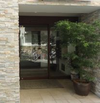 【エントランス】 | SKY RESIDENCE 1 | 清潔なエントランスです