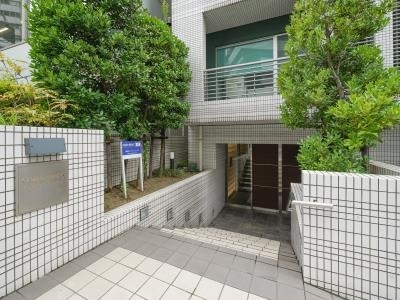 【エントランス】 | キャビンアリーナ赤坂