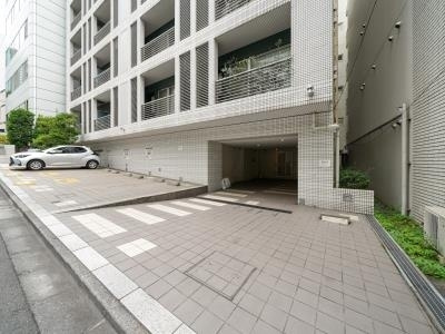 【エントランス】 | キャビンアリーナ赤坂