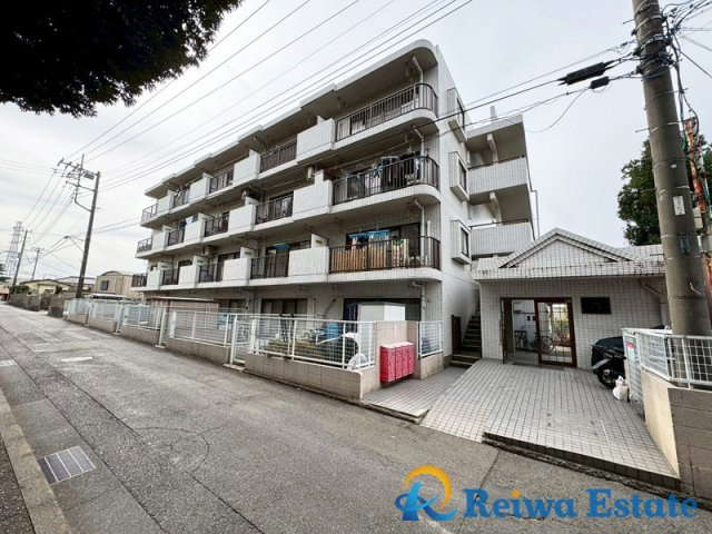 センチュリー寒川の外観