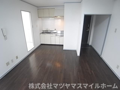 【居間・リビング】 | サクシードマンション