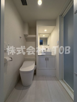 【独立洗面台】 | ルナサテラート | B1　トイレ　洗面