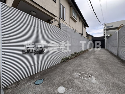 【エントランス】 | ルナサテラート