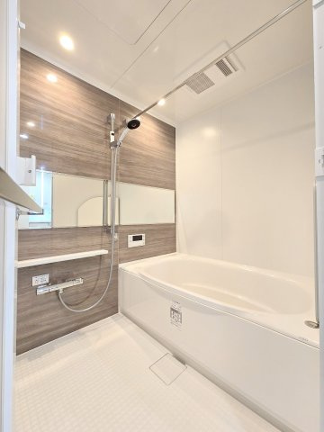 コンファーレ河辺プレシエールの浴室