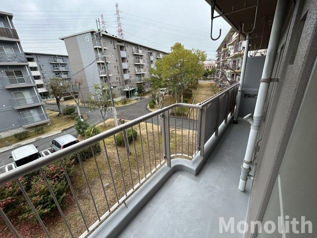 泉北城山台３丁11号棟のバルコニー