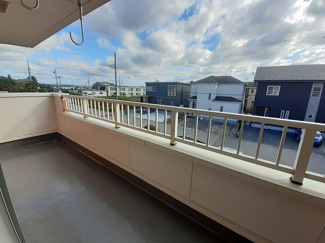 【バルコニー】 | ペルル　Ⅴ | 陽当たり良好なバルコニーです