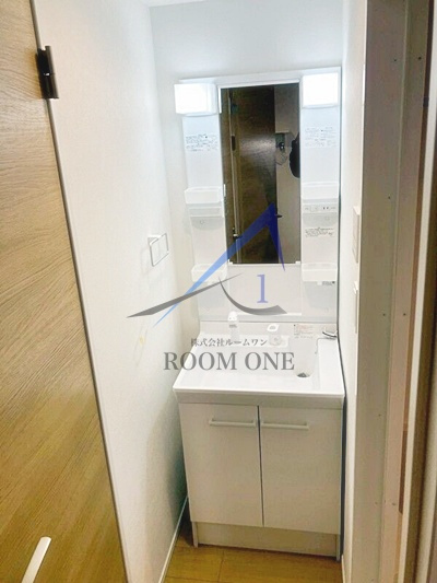 Ｆｌｏｗｅｒ Ｇａｒｄｅｎ⽇暮⾥の洗面所|洗面台です。