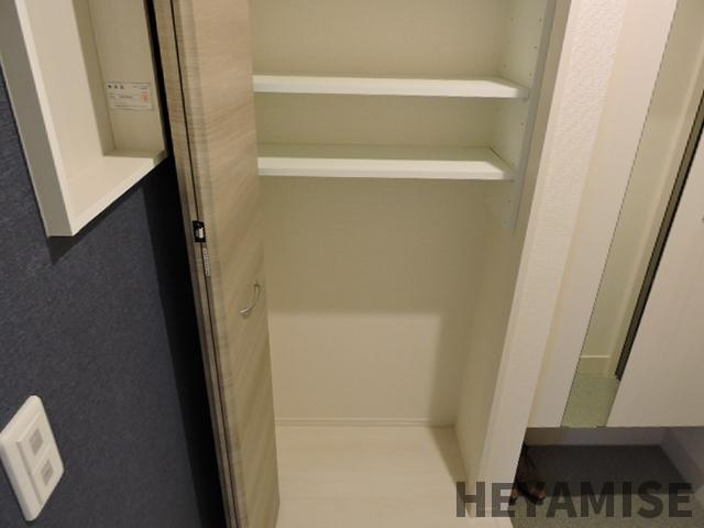 カーサアレテオのその他|玄関収納※反転間取りのお部屋の写真です※
