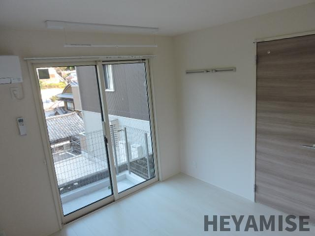 カーサアレテオの居間・リビング|※反転間取りのお部屋の写真です※