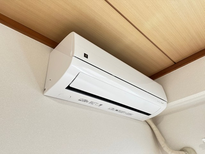 【設備】 | アクティ宮崎台 | 暑い夏や寒い冬に大活躍！和室6帖のお部屋にあるエアコンです☆冷暖房完備で1年中快適に過ごせます♪