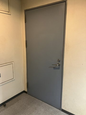 【玄関】 | 冨貴ビル | 冨貴ビルB1階