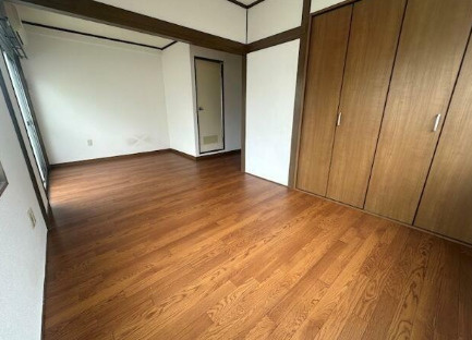 泉マンションの居間・リビング