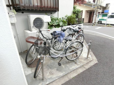 【駐車場】 | アドウェル伊藤