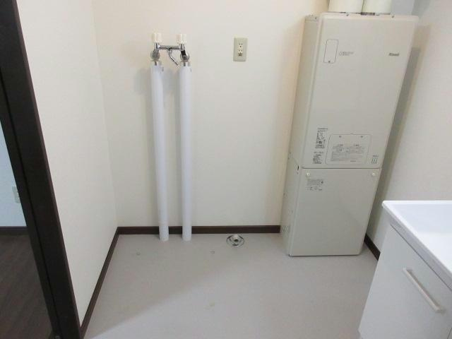 Dermozo（デルモゾ）の洗面所