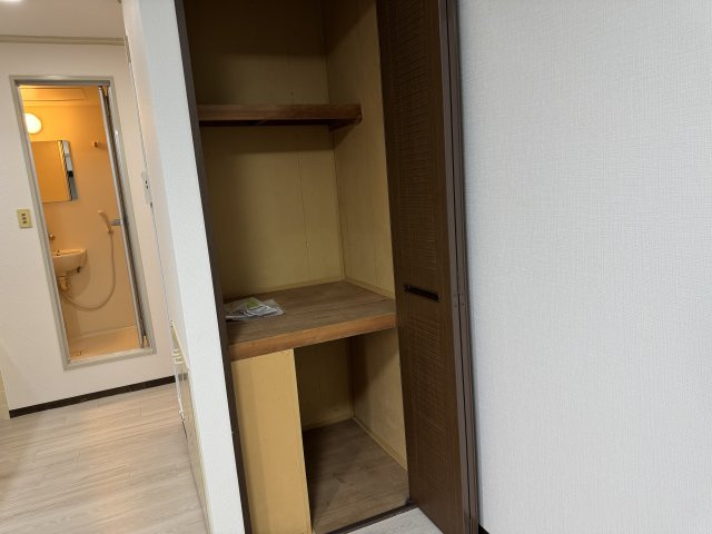 オークス・Ｋの収納|３段の収納がついております。