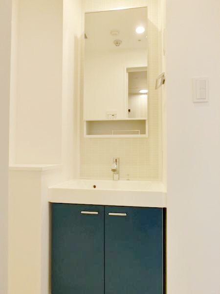 ZOOM新宿下落合の内装