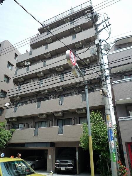 ステージファースト大塚の外観