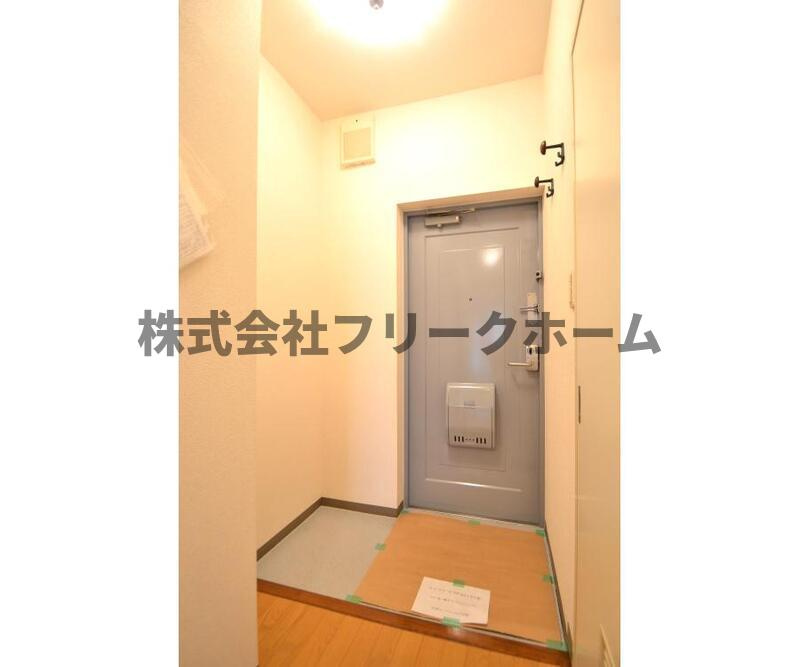 コーポレート武蔵境の玄関