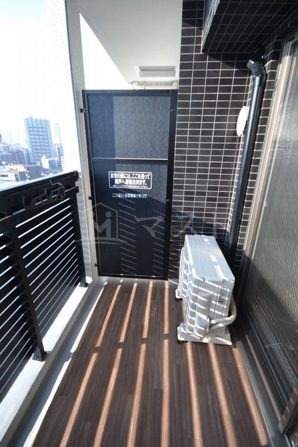 プレサンス谷町七丁目Ⅱのバルコニー