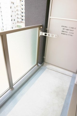 【バルコニー】 | LOWLANDS西天満