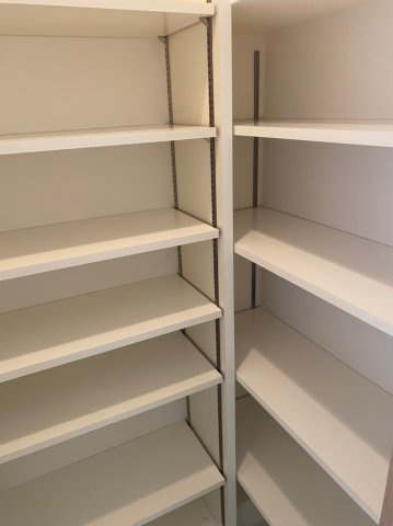 品川タワーフェイスの収納