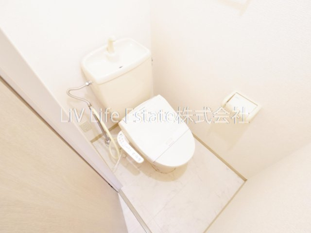 小平市上水南町１丁目のアパートのトイレ