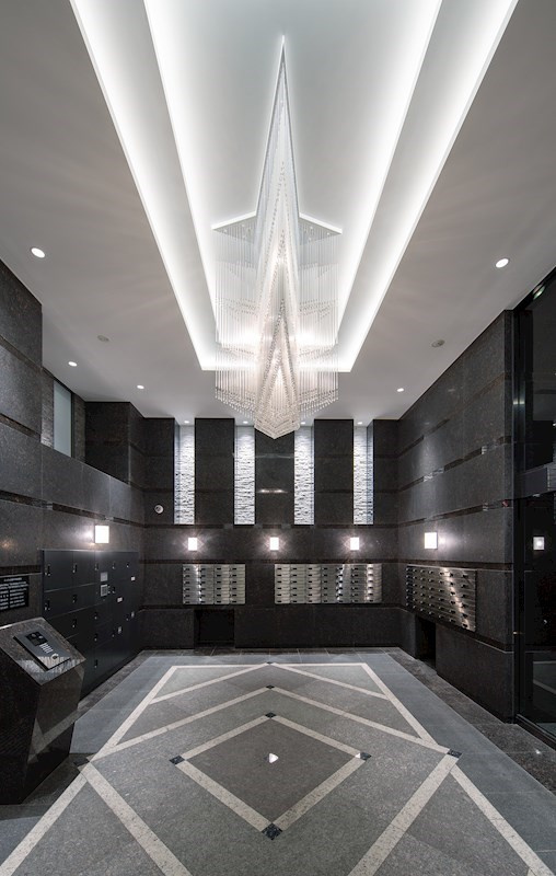 ルーブル武蔵中原参番館のロビー