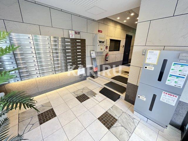 ブライマ城東のロビー