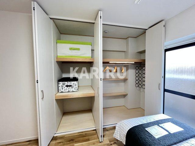 ブライマ城東の収納