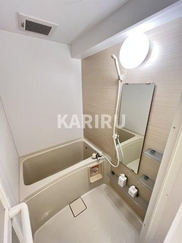 ブライマ城東の浴室