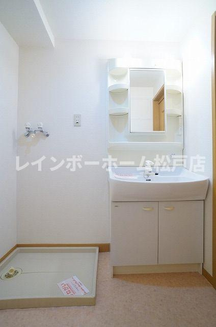 【非対面対応】接客・申込・契約オンライン！LINE×相談可！の洗面所|広い洗面スペース