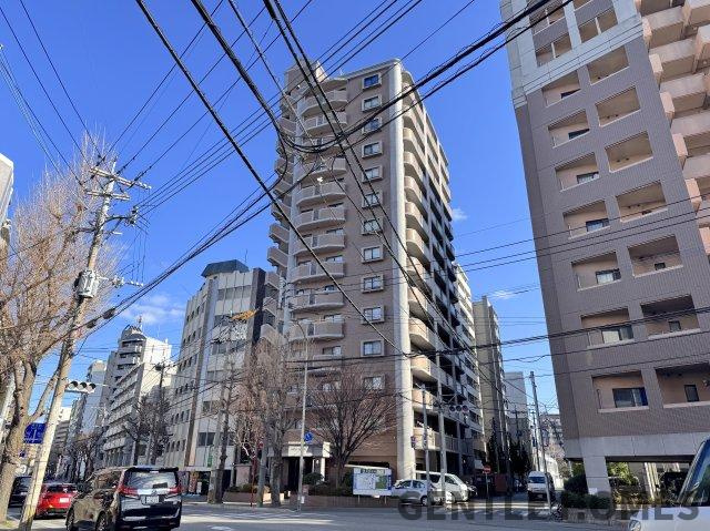 コアマンション美野島の外観