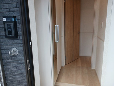 【玄関】 | キャサブランカⅤ | シューズボックスあり