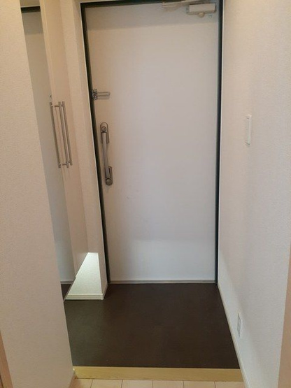 【玄関】 | グランヒルズ