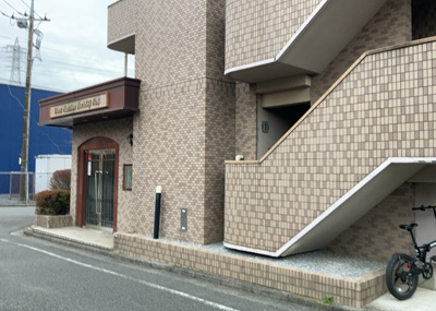 【構造・工法・仕様】 | ライオンズマンション八王子第３ | ＳＲＣ造は強度や耐震性の面でもRC造と比べて優れています。そのため、10階建以上の高層または超高層マンションなどの建築にも多く採用されています。柱や梁などのサイズが小さくても高い耐震性を確保できます。