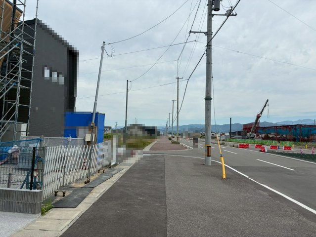南国市篠原2号地　新築一戸建ての前面道路含む現地写真|※2026年5月31日撮影。