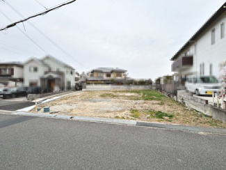 【外観】 | 辻之　新築分譲住宅　全２区画 | 【ＬＤＫ約１６帖】ゆとりがあり居心地良く、ご家族皆がゆったり寛げる憩いの空間となりそうです♪